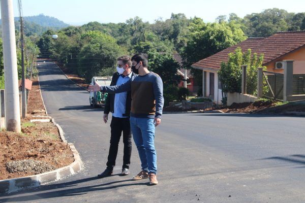 Estrela realiza dois terços das obras de pavimentação
