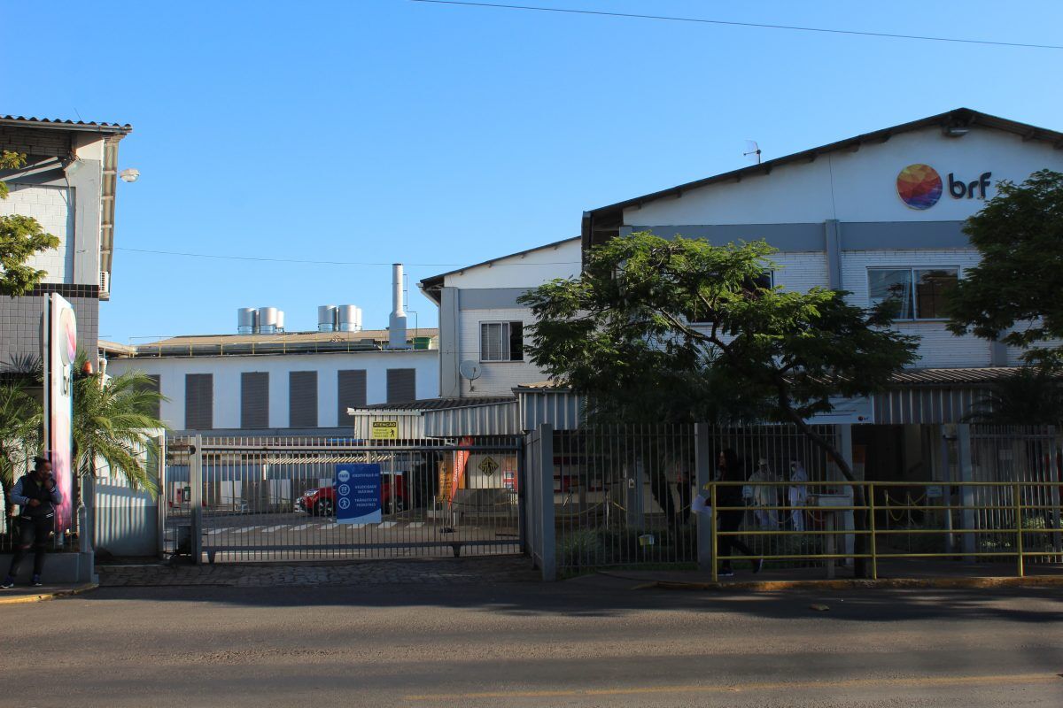 Vale une forças para frigoríficos voltarem a funcionar