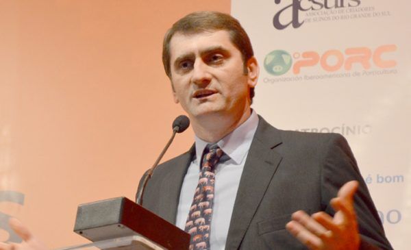 Presidente da ACSURS analisa o fechamento dos frigoríficos