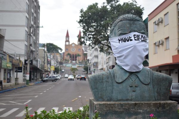 Fora do Vale, municípios endurecem punições