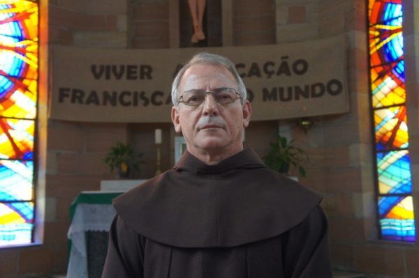 “Me vi sentado dentro do carro boiando na água”