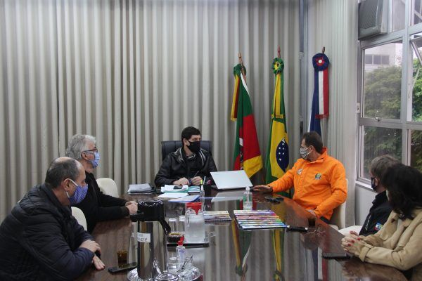 Lajeado e Defesa Civil se preparam diante de risco de enchente