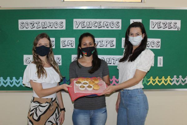 Receitas saudáveis de Arroio do Meio são selecionadas para caderno nacional do FNDE