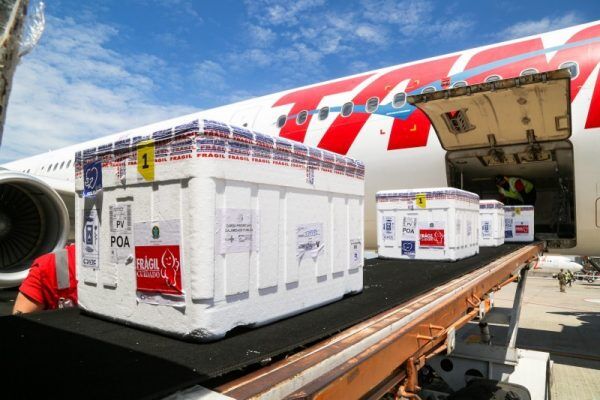 RS recebe 53,4 mil novas doses da CoronaVac nesta segunda