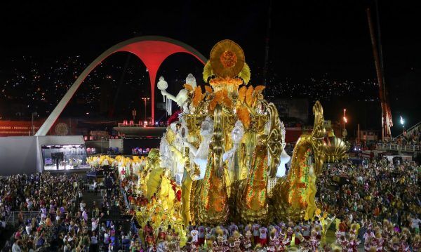 7 notícias: estados e prefeituras cancelam ponto facultativo do carnaval