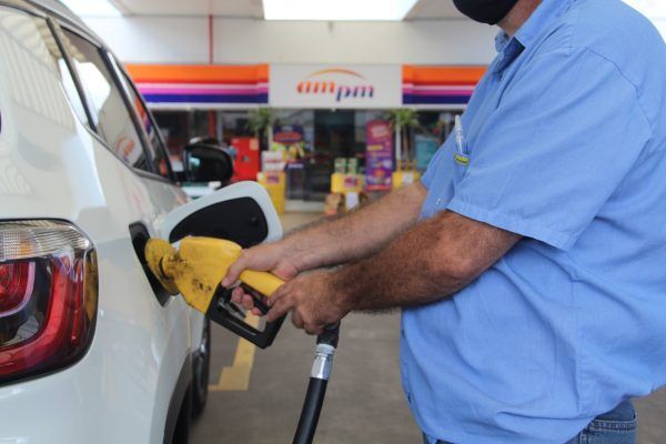 7 notícias: Preço do diesel na bomba volta a subir em maio