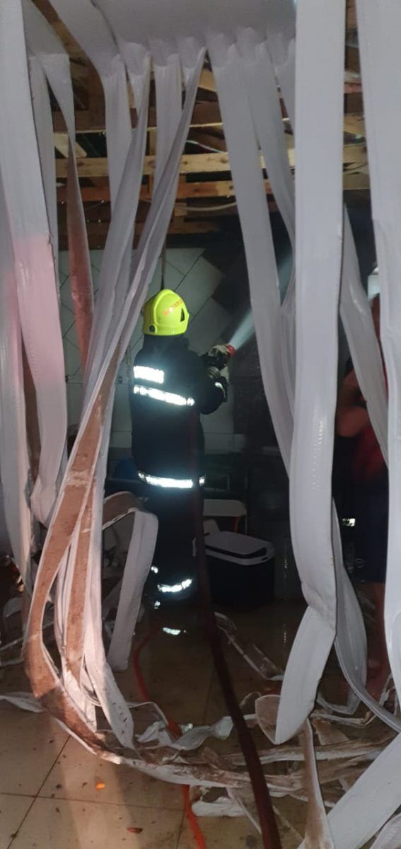 Incêndio atinge residência no bairro Boa União, em Estrela