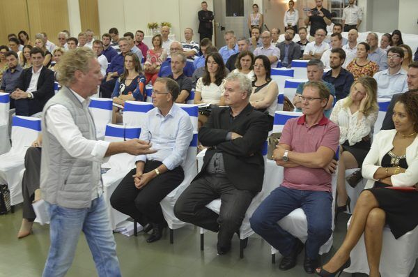 Negócios em Pauta completa 4 anos