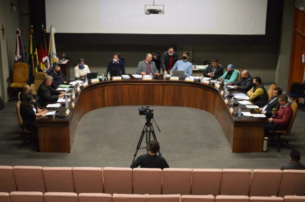 Câmara mantem veto de Caumo a projeto de divulgação de remédios disponíveis na Farmácia Escola