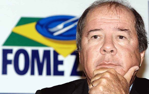 Morre marqueteiro Duda Mendonça