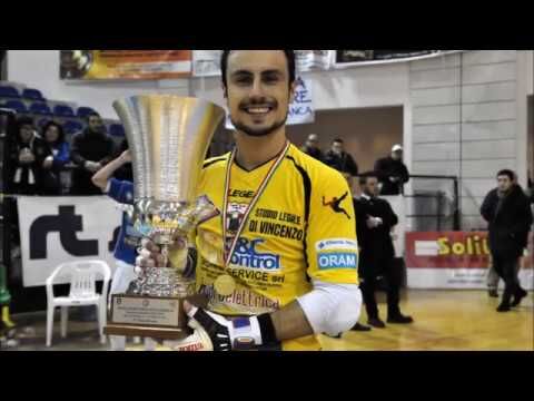 Alaf anuncia novo goleiro
