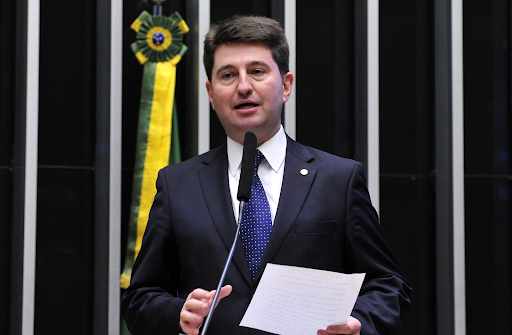 “Tanto Lula, quanto Bolsonaro, não conduziram um projeto de país”, afirma Jerônimo Goergen
