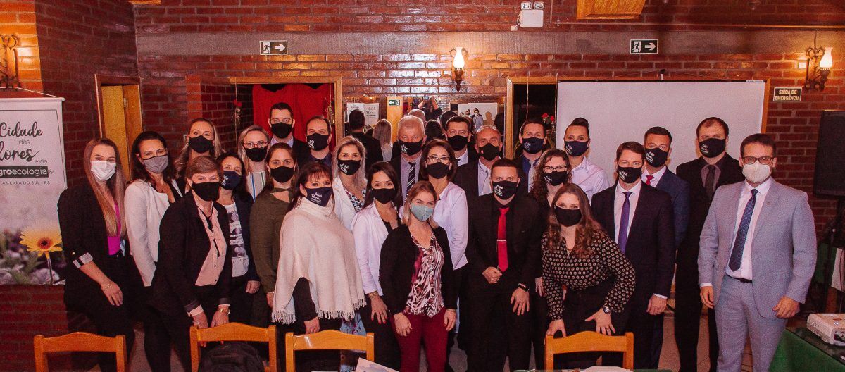 Dale Carnegie forma turma de gestores públicos