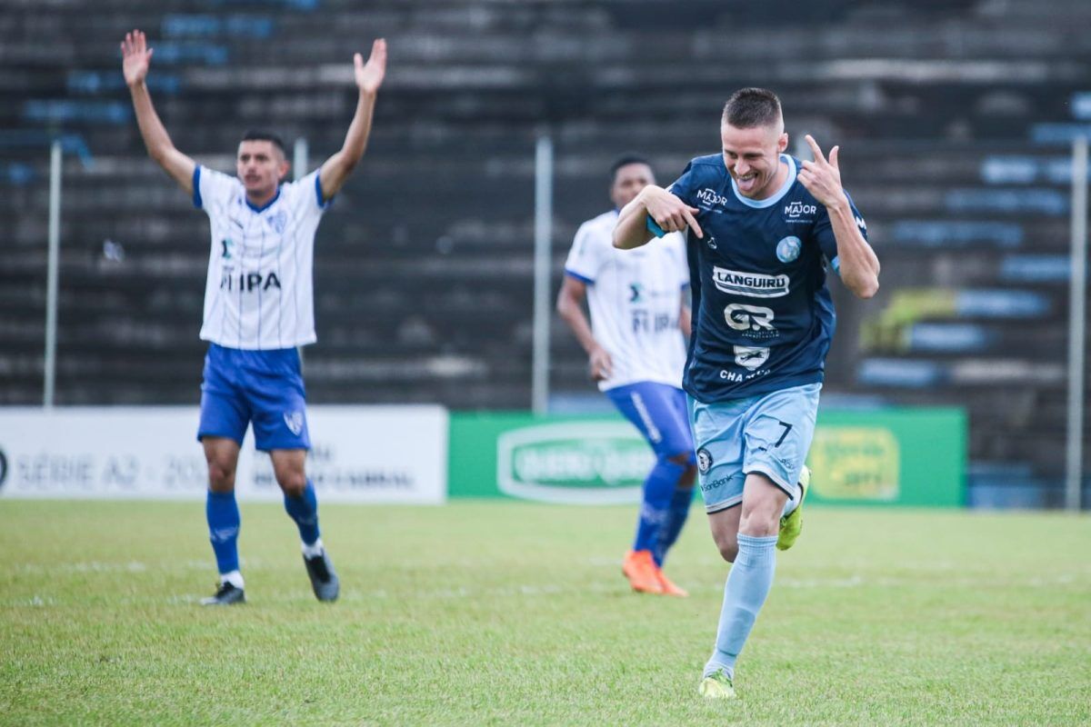 Torcida convocada para a decisão