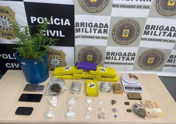 Homem é preso e menor apreendido em Estrela