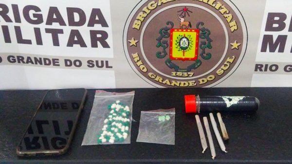 Jovem é preso por tráfico de drogas no interior de Arroio do Meio