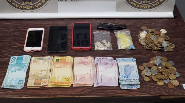 Jovem é preso por tráfico de entorpecentes em Roca Sales