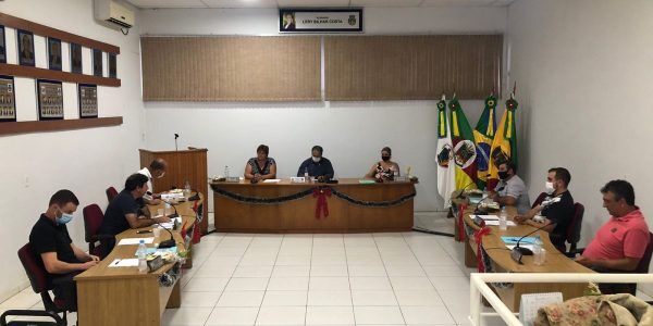 Vereador ameaça filha de parlamentar após sessão da Câmara de Fazenda Vilanova
