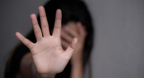 Homem é preso por tentativa de feminicídio