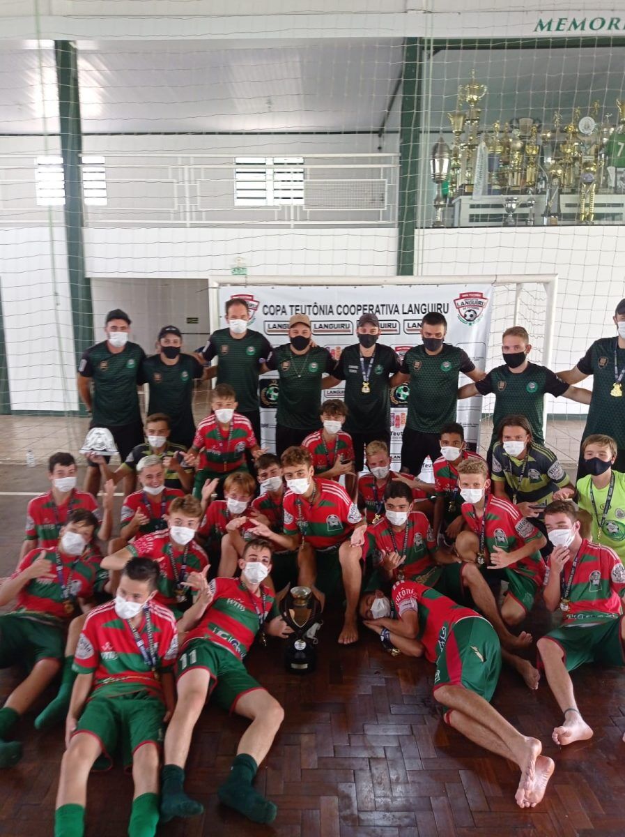 Anfitriões vencem a Copa Teutônia