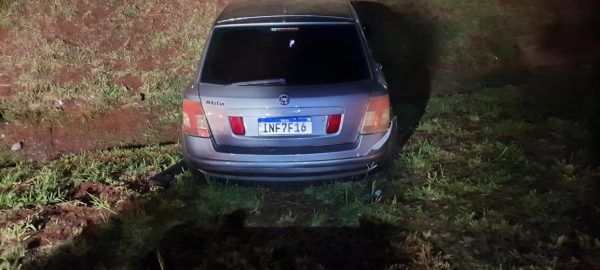 Motorista embriagado perde controle de carro na BR-386