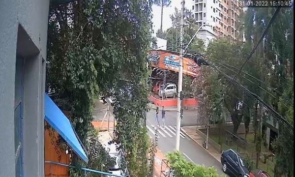 Polícia pede auxílio da comunidade para identificar suspeito