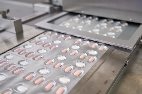 Anvisa aprova uso emergencial de antiviral contra a Covid