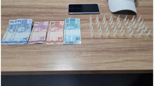 Jovem é flagrado com drogas em Boqueirão do Leão