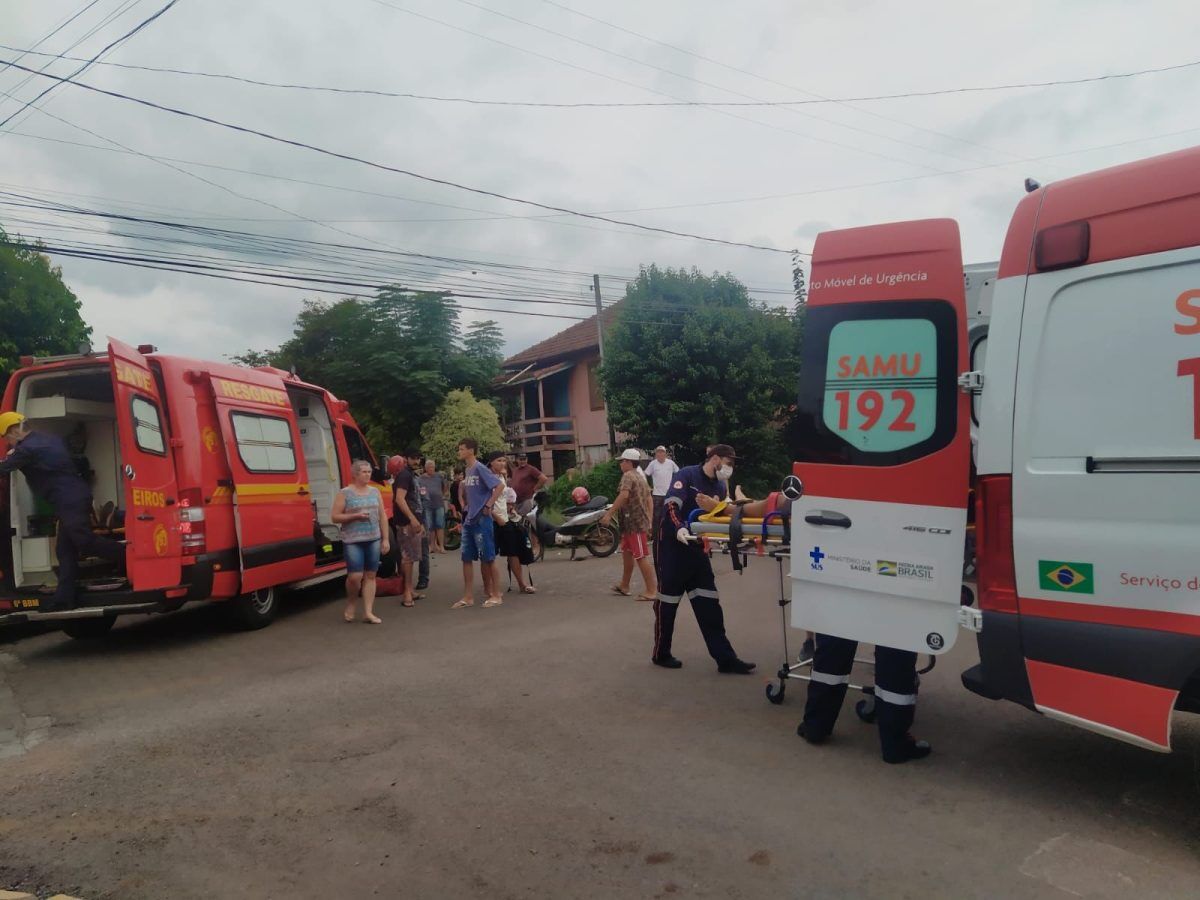 Colisão lateral deixa dois feridos no Centro de Roca Sales