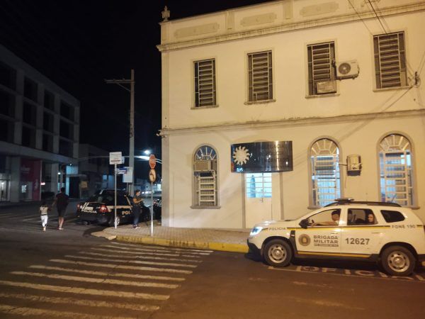 Três homens são presos por tráfico de drogas em Encantado