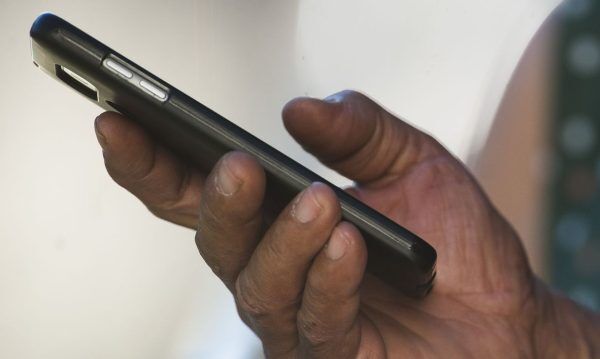 Usuários relatam problemas no sinal da Claro
