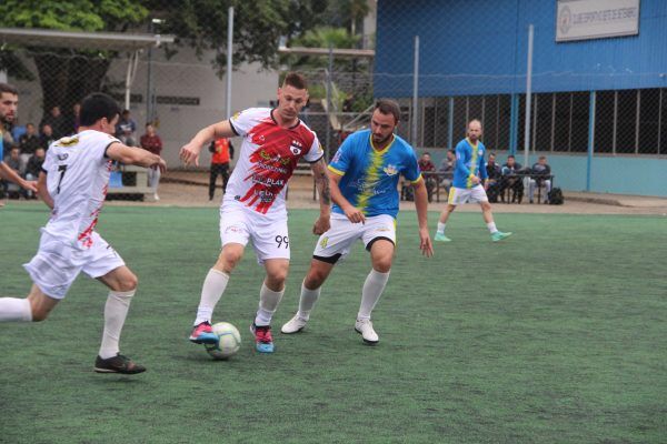 Tarde de muitos gols nos Clubes Sociais