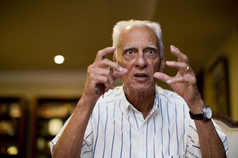 Morre o General Newton Cruz, ex-chefe do SNI no regime militar