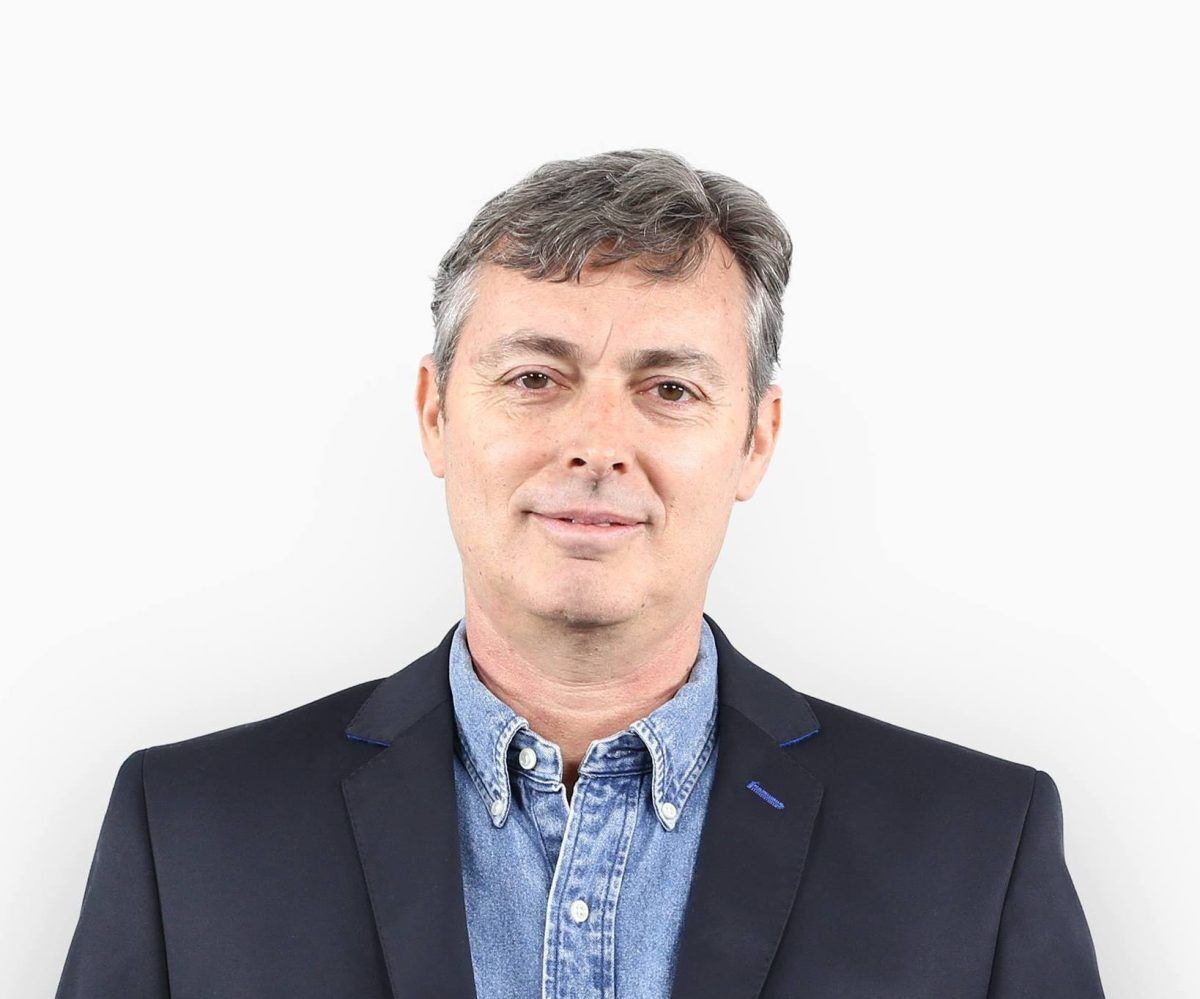 Morre o jornalista David Coimbra