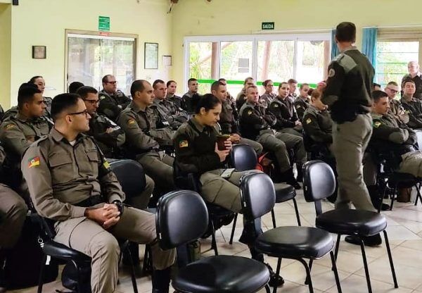 Policiais militares começam capacitação sobre Lei Maria da Penha