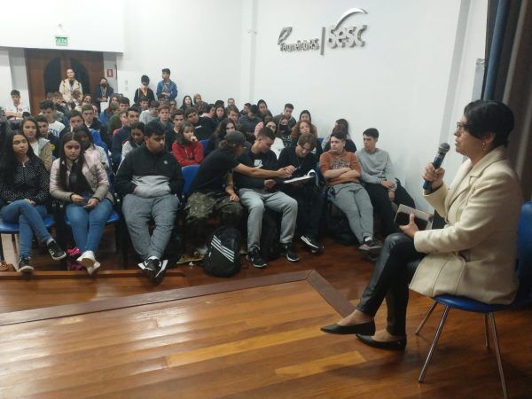 Projeto Rumo norteia Feira de Oportunidades