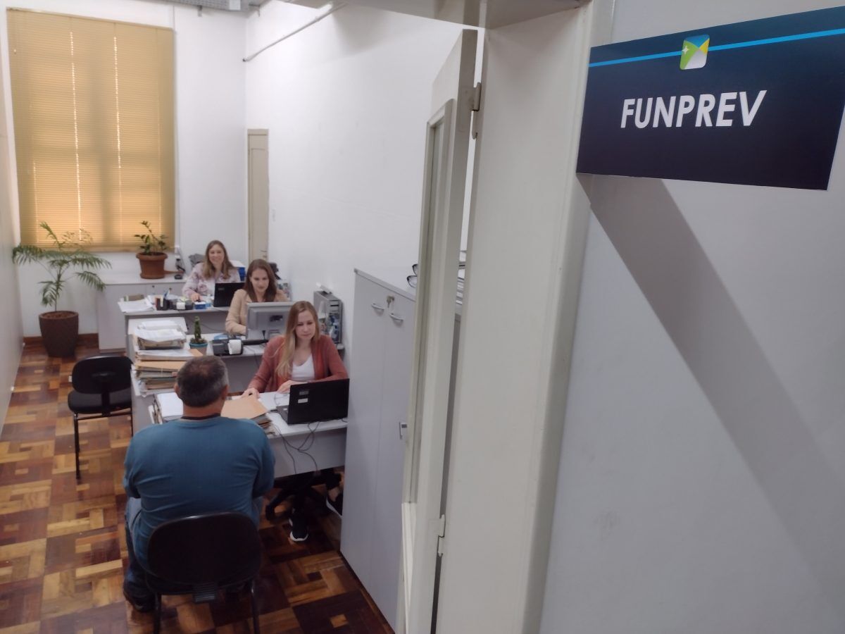 Estrela cria espaço para atendimento a aposentados