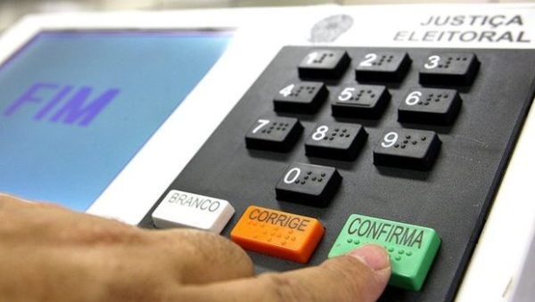 Com início das convenções, cenário eleitoral começa a se desenhar