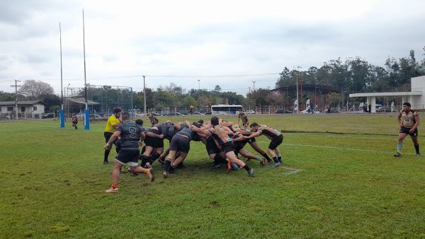 Centauros estreia com vitória