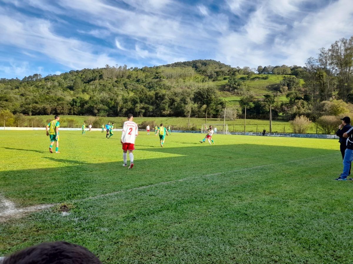 Inicio das semifinais do amador em Encantado