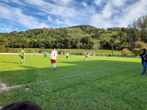 Inicio das semifinais do amador em Encantado