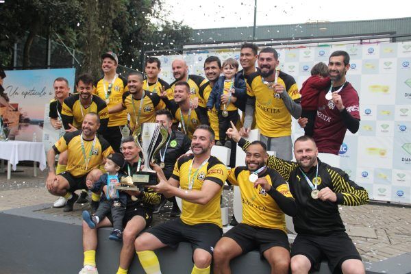 Borussia conquista título na segunda divisão