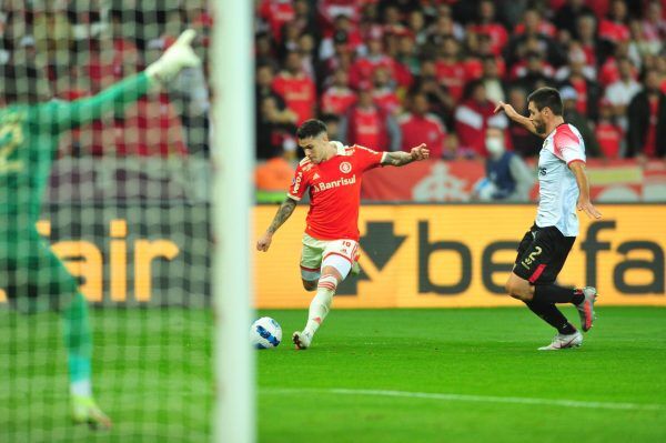 Inter perde para o Melgar nos pênaltis e está fora da Sul-Americana