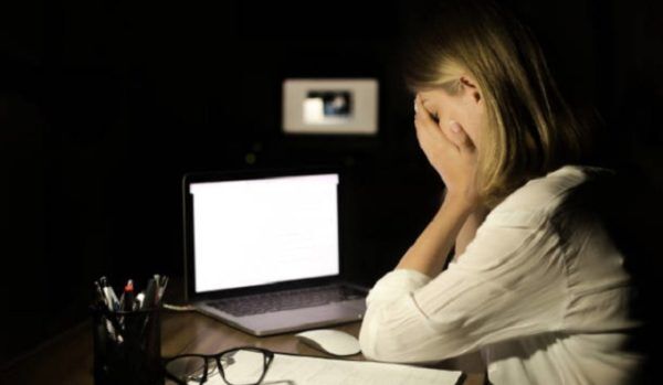Mulher alega ter sido vítima de assédio sexual em empresa de Santa Clara do Sul