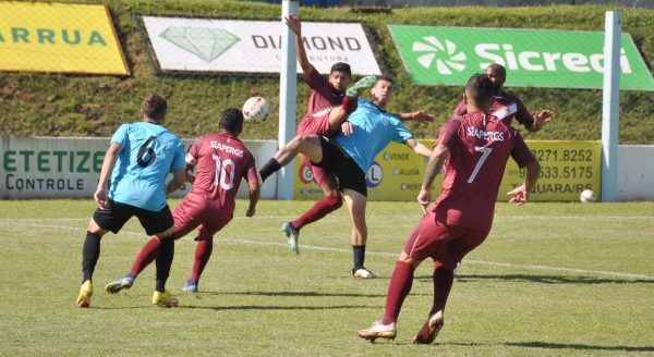 Empate no amistoso