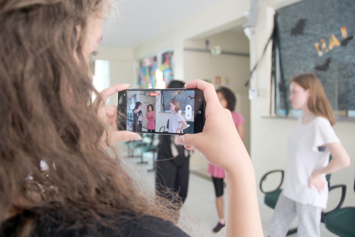 Projeto aposta em filmes de terror para instigar jovens à cultura