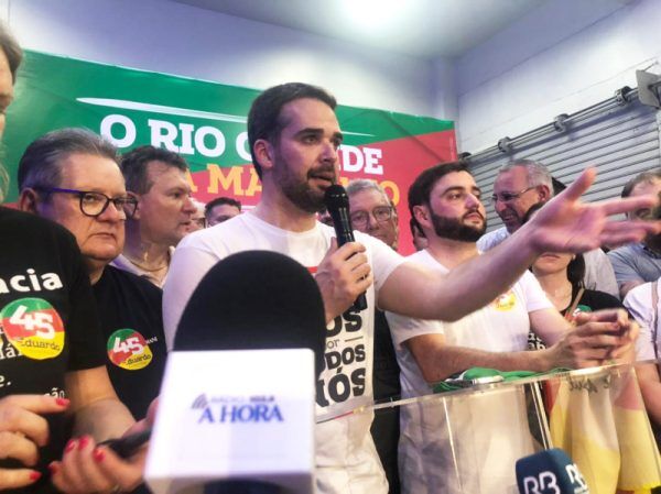 Eduardo Leite é o primeiro governador reeleito no RS