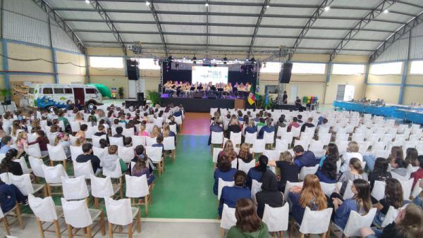 Aberta a 15ª Feira do Livro de Travesseiro