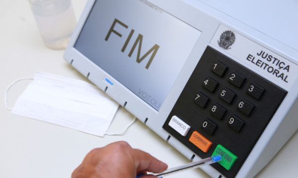 Inicia a apuração dos votos