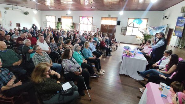 Evento da Liga Santa-Clarense reúne cerca de 200 pessoas